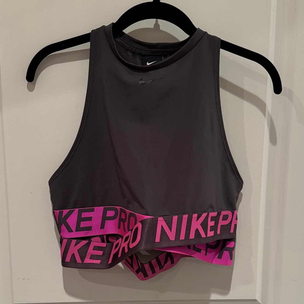 NWOT Nike Dark Gray and Pink Sports Bra